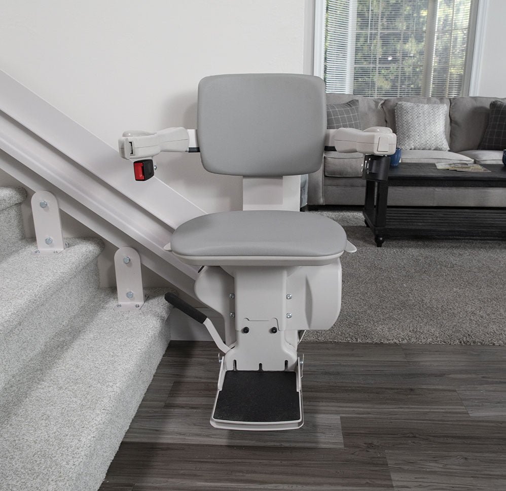 house-of-mobility-essential-chairlift-004