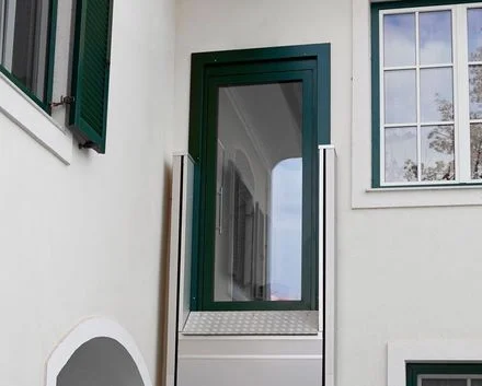 Customised door variants