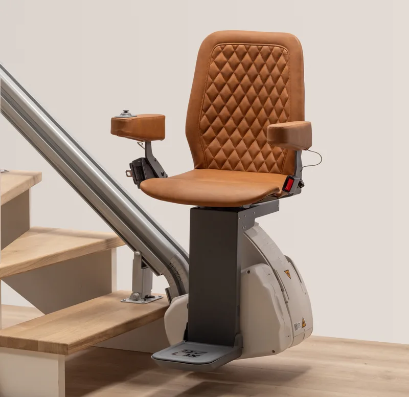 UP Apex stairlift on stairs that turn