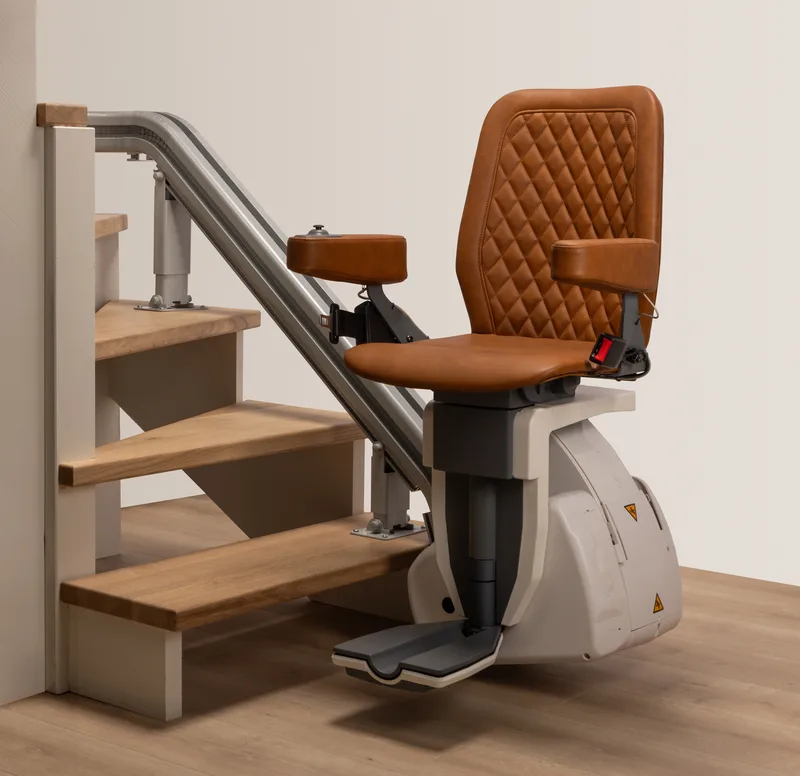 UP Apex stairlift on stairs that turn